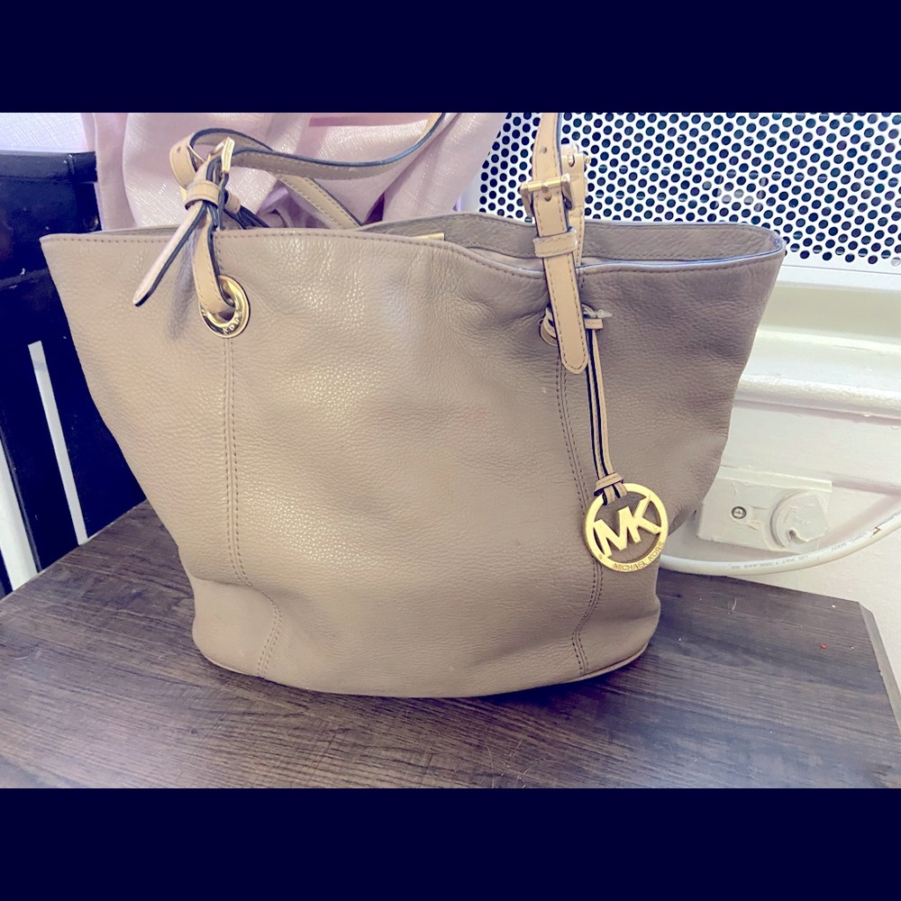 COPY - Michael Kors bag